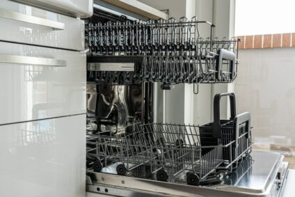 Was tun bei Verstopfung der Geschirrspülmaschine?